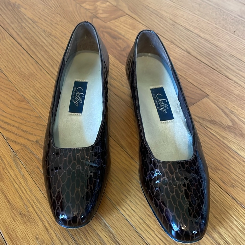 Vintage - SELBY  Brown Patent Snake SIze 10 3A narrow women’s shoes
